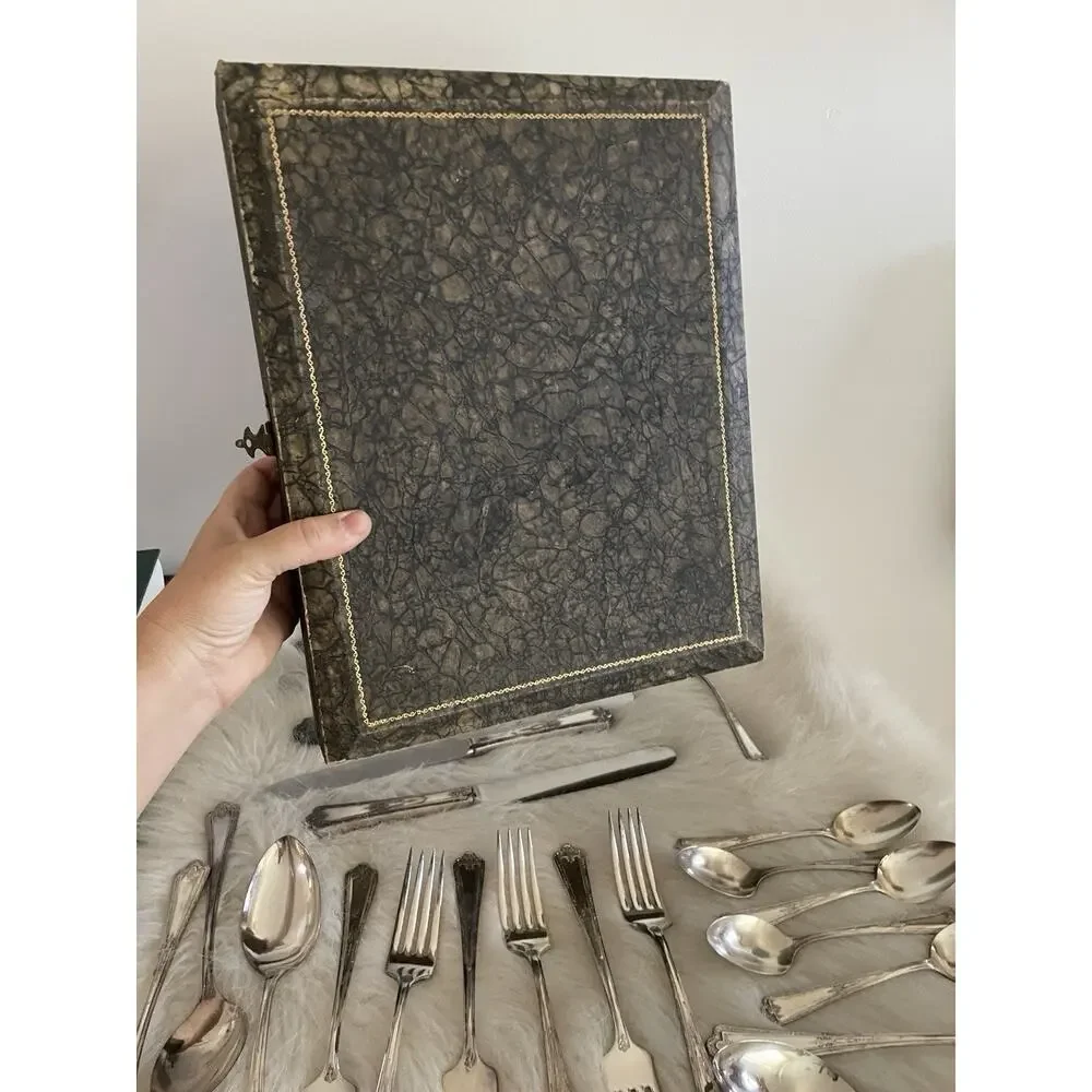 Kingston Silver plate 24 Pc Simeon And George Rogers Flatware Set With Case 1929